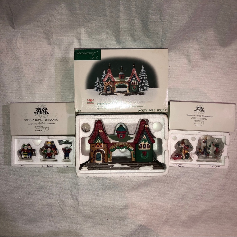 Department 56 Christmas Accessories Heritage + NP